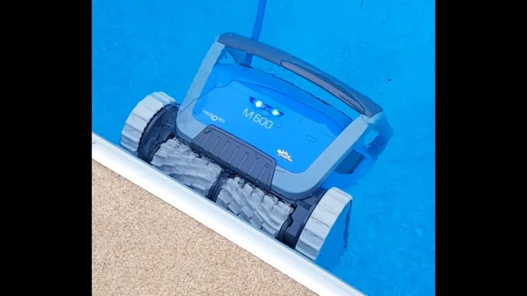 Odkurzacz Basenowy Dolphin M600 Wifi Dno Ściany 9