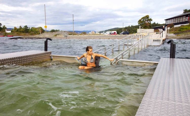 Wózek Inwalidzki Basenowy Bez Metalu Easyroller2 3