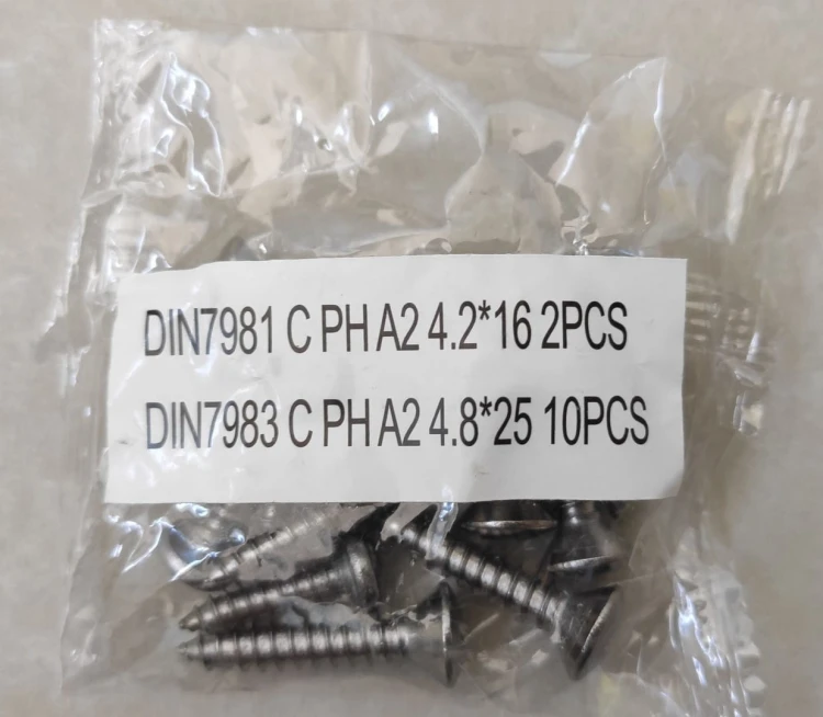 Mini Skimmer Z Dyszą 16