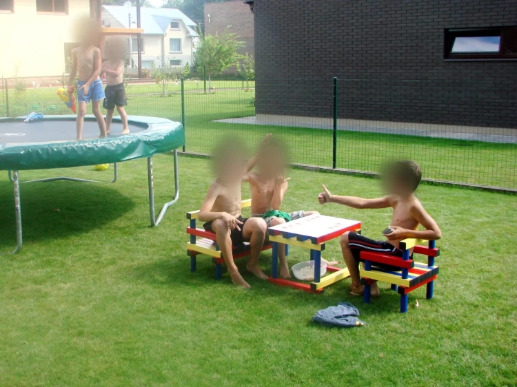 Ławka Dla Dzieci Z Tworzywa 4