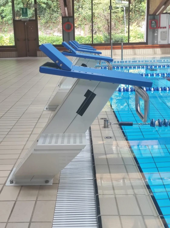 Słupek Basenowy Startowy Wysoki Firenze Z Belką Do Nogi Zakrocznej 12