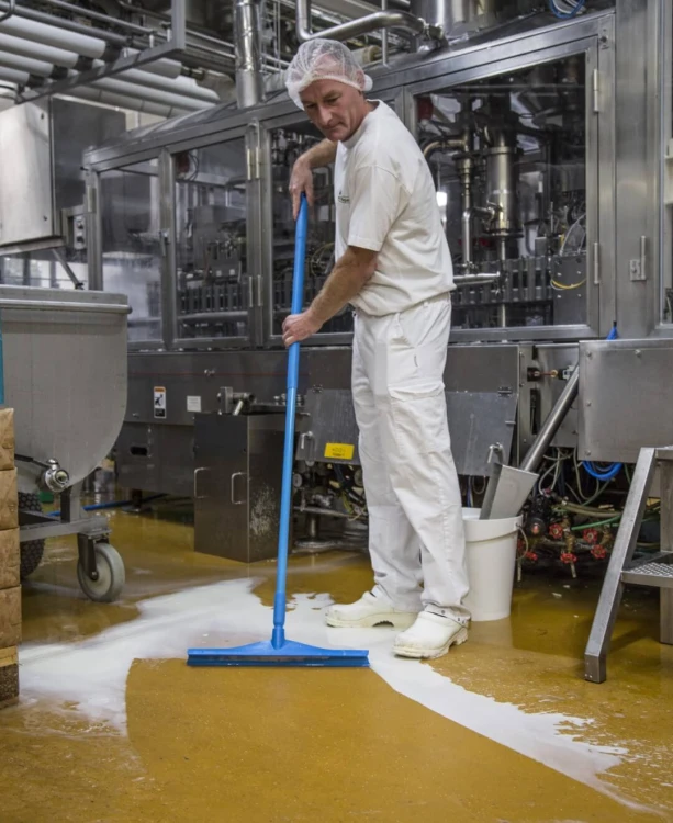 Ściagaczka Do Wody Szatni Prysznica Zgarniacz Basenowy Vikan 1