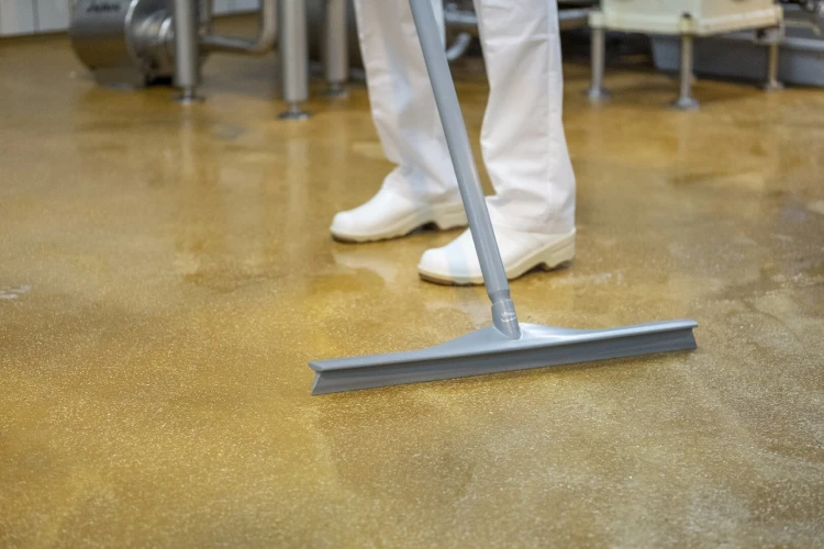 Ściagaczka Do Wody Szatni Prysznica Zgarniacz Basenowy Vikan 8