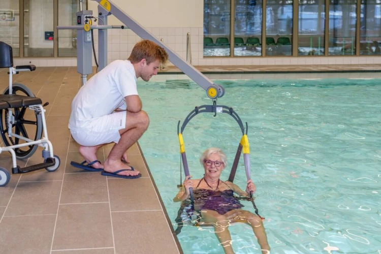 Podnośnik Basenowy Dla Niepełnosprawnych Handi-Move 3200 + Fotel Pool Lift Chair 3620 23