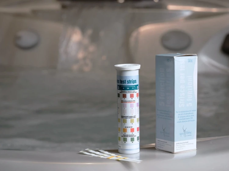 Tester Paskowy ChlorTlenPhAlkBrom SpaTime Bayrol  (2).jpg