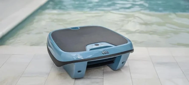 Odkurzacz Powierzchniowy Dolphin Skimmi 300 Wifi Solar (23).jpg