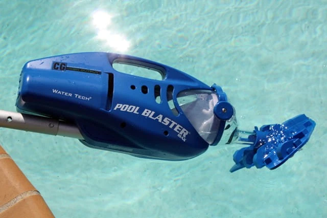 Pool Blaster Max 365w Odkurzacz Do Basenu Ręczny Z Baterią 2