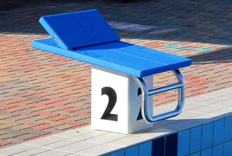 Słupek Basenowy Startowy Niski TORINO Z Belką Do Nogi Zakrocznej 11