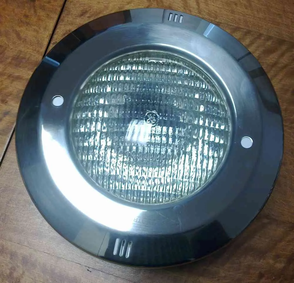 LAMPA BASENOWA STALOWA RAMKA LED 12V